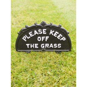 please keep off the grass